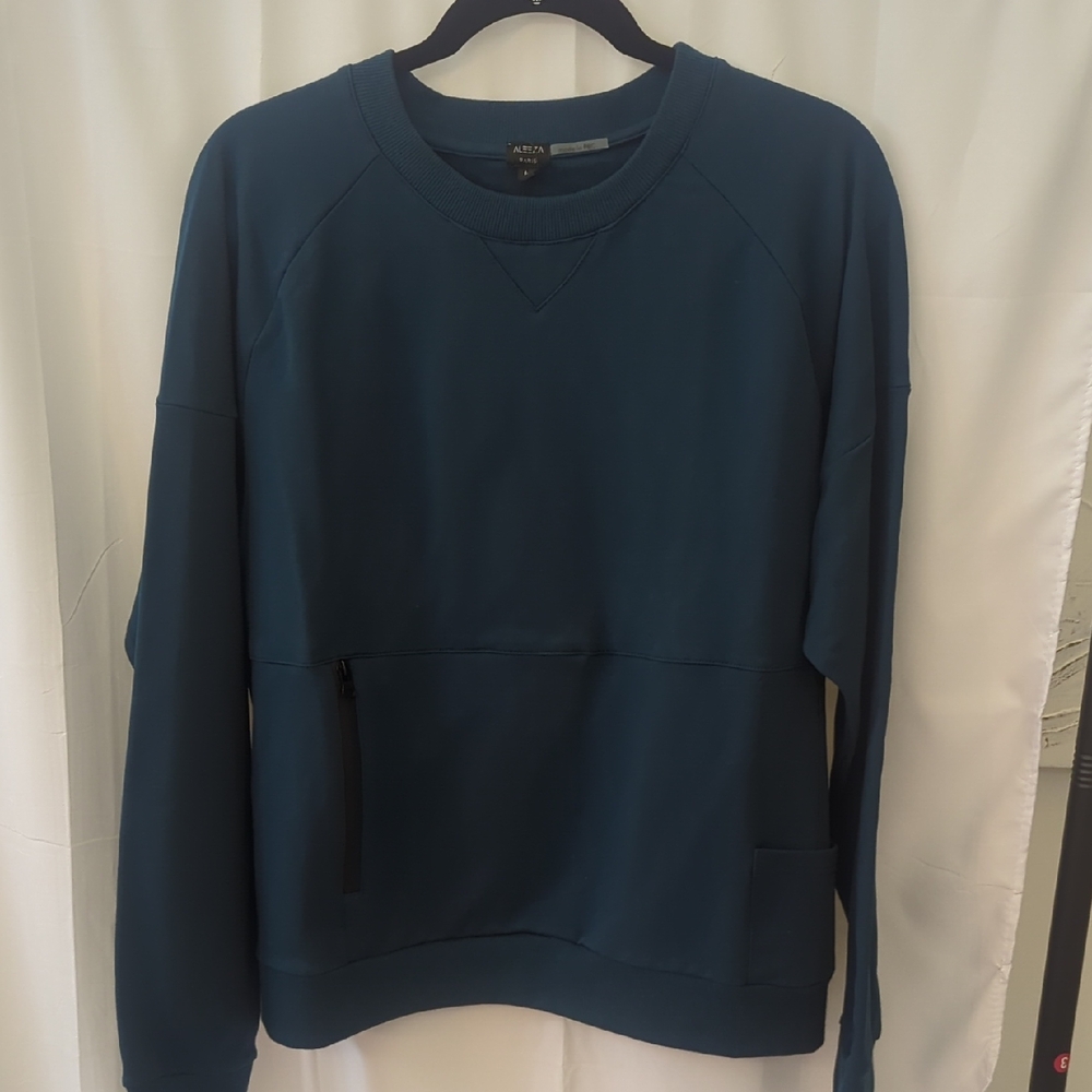 Aleeza Paris Teal Top with Black Pouch - Azure Sweater Size Large NWT